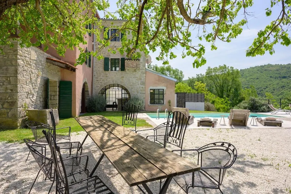 Villa Mare - A Natural Paradise Near Motovun Brkac 0*,